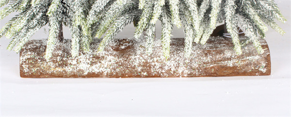 Piccolo albero di Natale per Natale in confezione originale