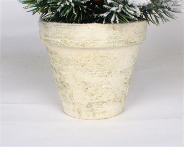 Small Christmas Decorations in Paper Pot.jpg