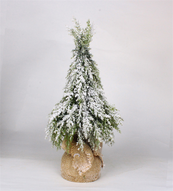 Small Christmas Decorations in Burlap base Snow Finish.jpg